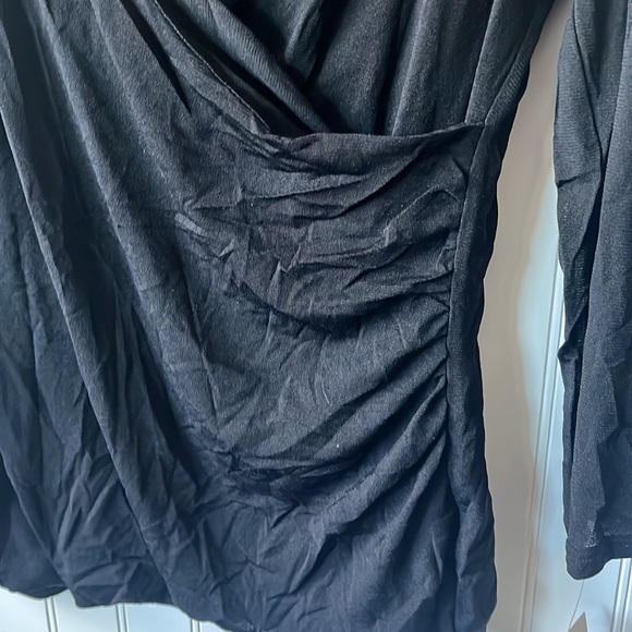 Semantics faux wrap top - Picture 2 of 8